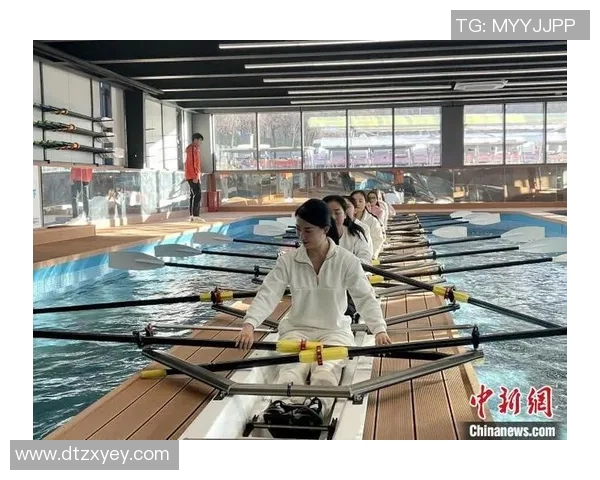 世界赛艇项目中同步配合技术指标及心理协调训练